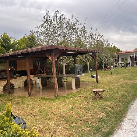 Ευχάριστο Εξοχικό Σπίτι Με Barbeque Leilighet Skála Foúrkas Eksteriør bilde