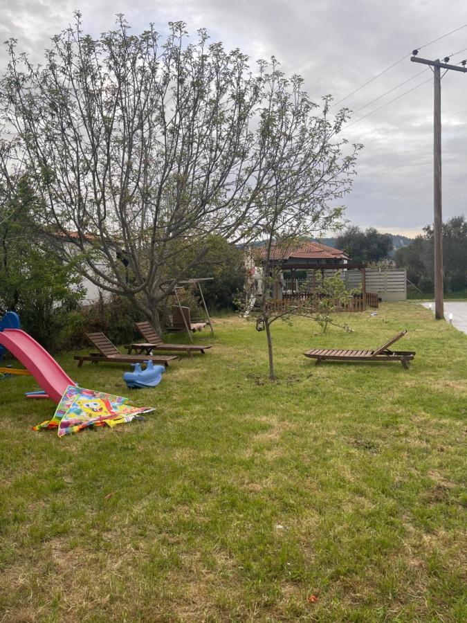 Ευχάριστο Εξοχικό Σπίτι Με Barbeque Leilighet Skála Foúrkas Eksteriør bilde